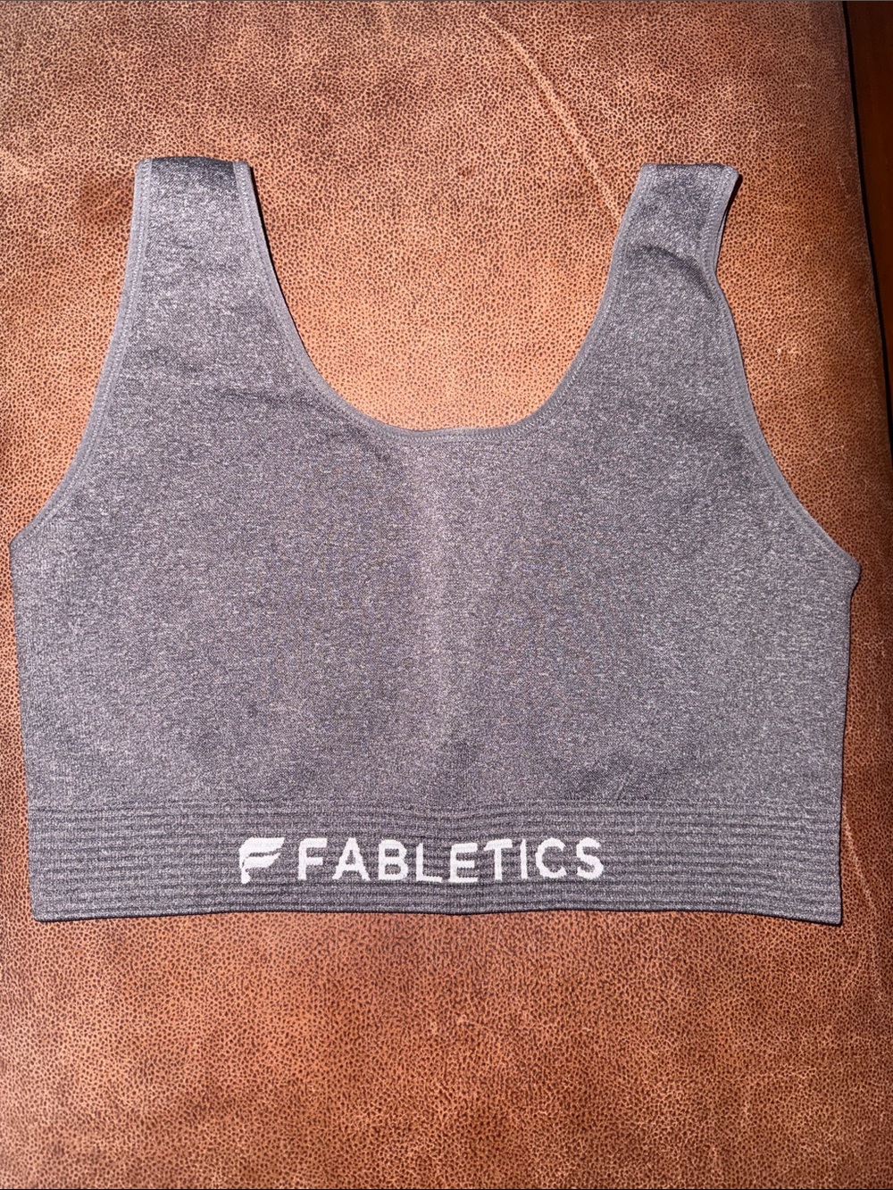 Fabletics Gray Seamless Scoop Sports Bra